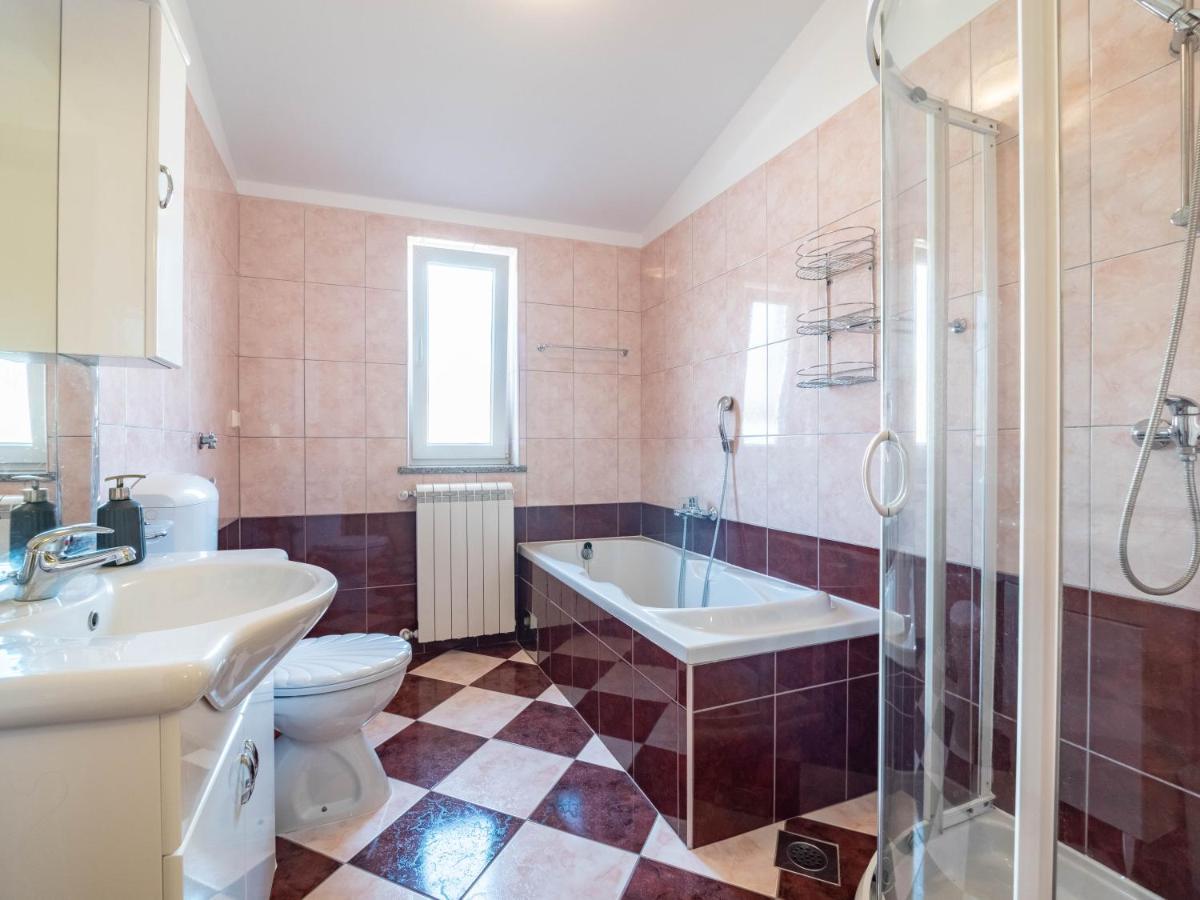 Apartmani Arijana Medulin Exterior foto